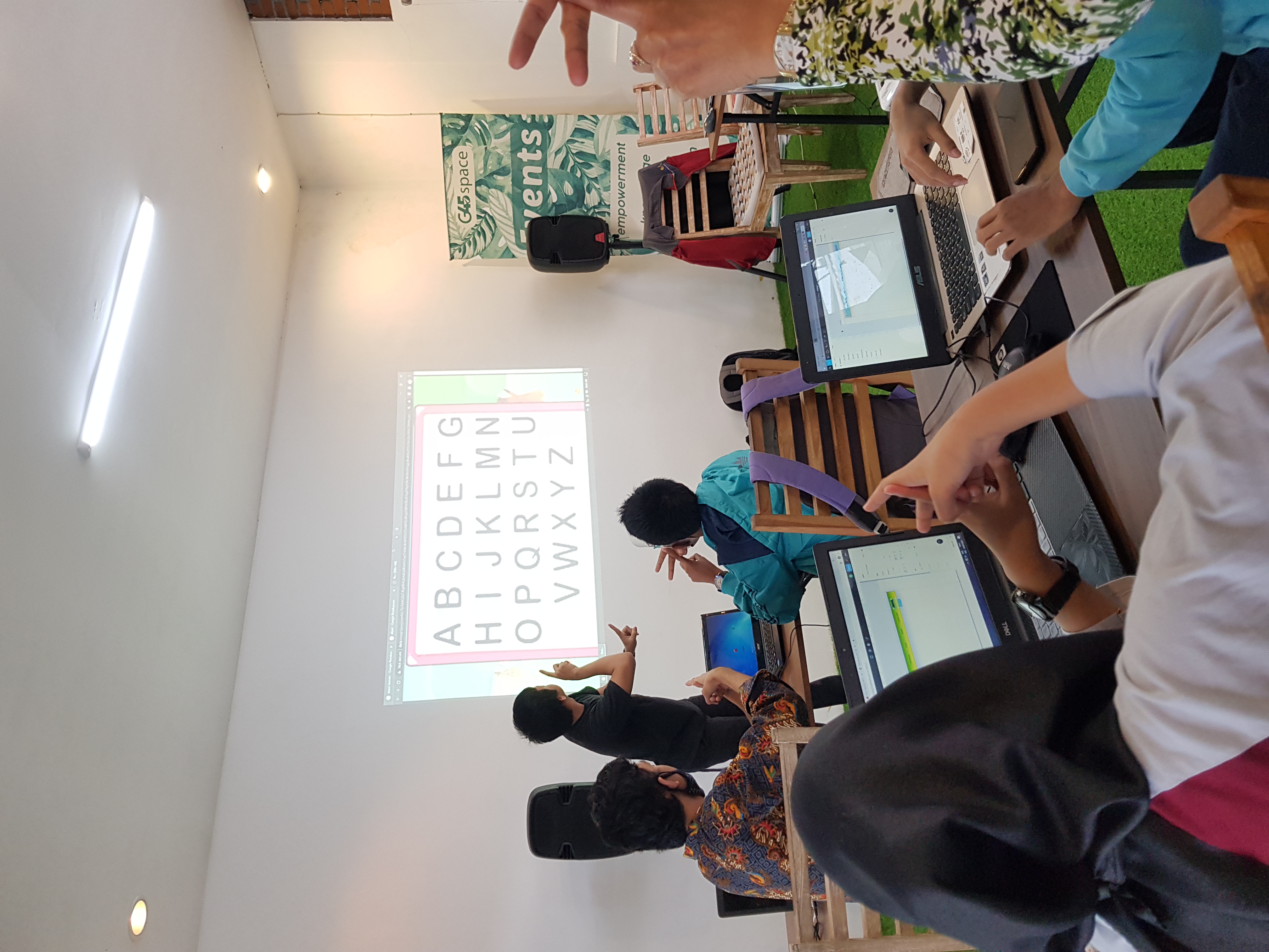 Children learning together