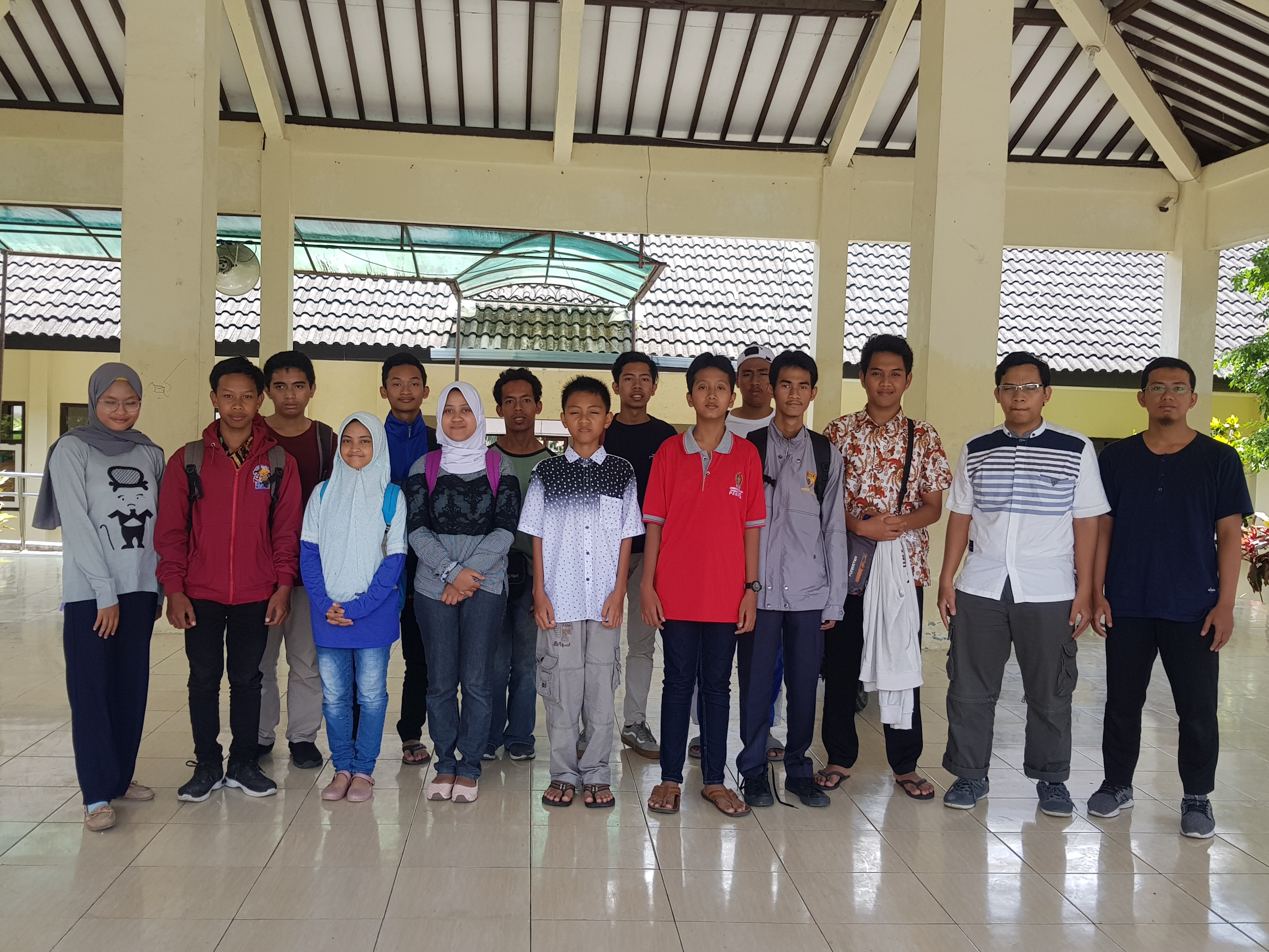 Praktik Coding Bersama